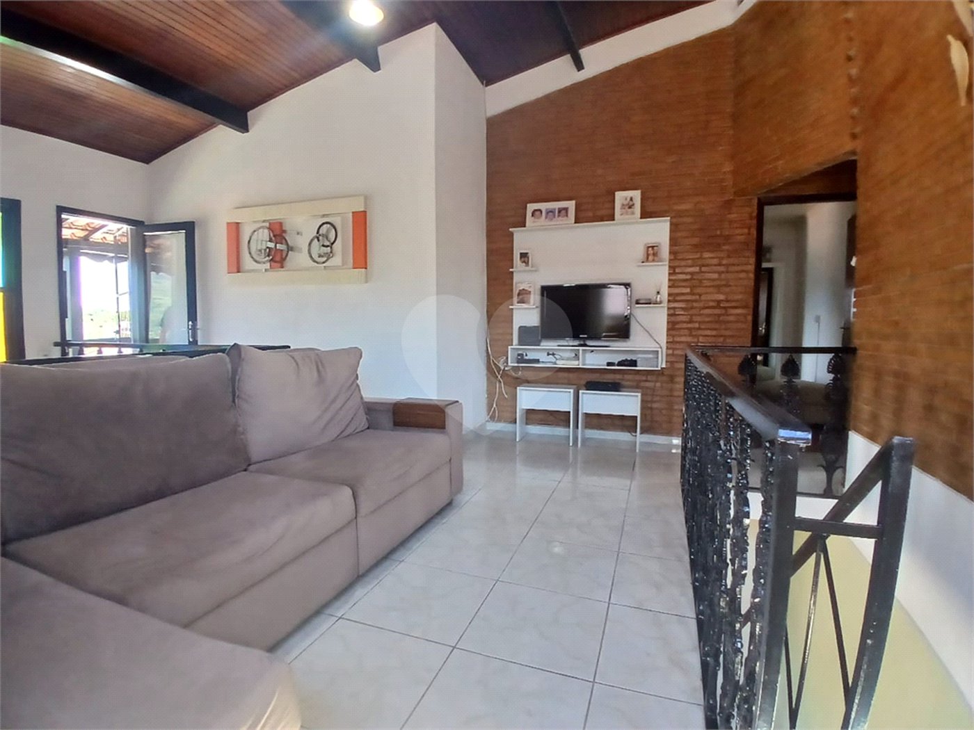 Casa à venda com 3 quartos, sendo 1 suíte,  em Recreio Maristela, Atibaia, SP