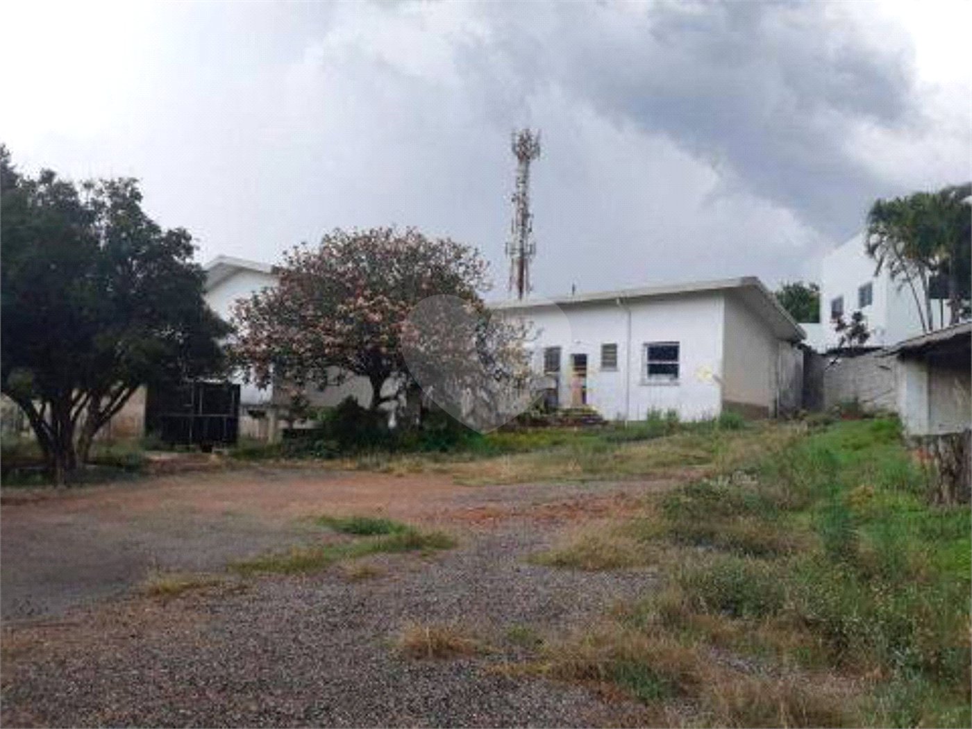 Casa à venda com 7 quartos, sendo 1 suíte, no Centro, Vinhedo, SP