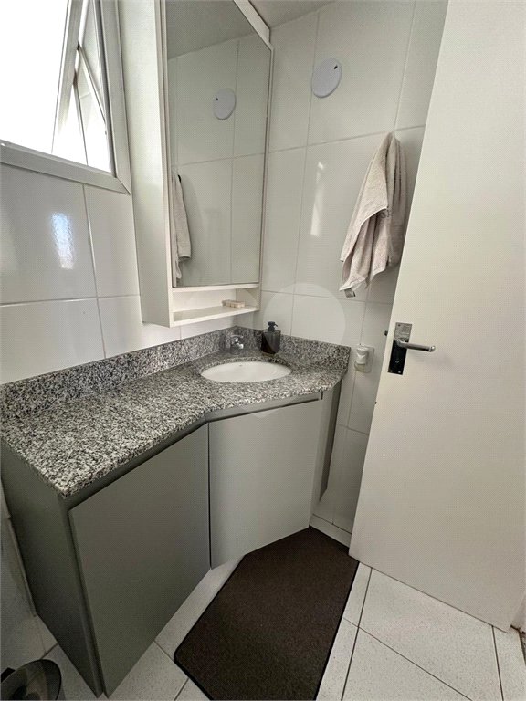 Apartamento à venda com 3 quartos, sendo 1 suíte,  em Vila Suzana, São Paulo, SP
