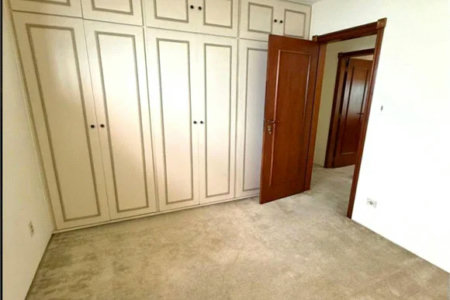 Casa à venda com 5 quartos, sendo 3 suítes,  em Jardim Leonor, São Paulo, SP