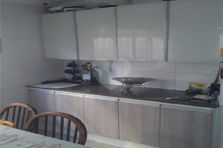 Sobrado à venda com 3 quartos, sendo 1 suíte, em Vila Guilherme, São Paulo, SP