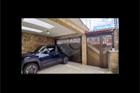 Casa à venda com 3 quartos, sendo 1 suíte, em Vila Ré, São Paulo, SP