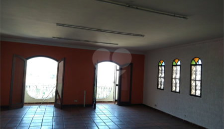 Casa à venda ou para alugar com 3 quartos, sendo 1 suíte,  em Santana, São Paulo, SP