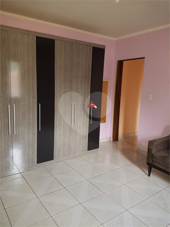 Sobrado à venda com 3 quartos em Jardim Franca, São Paulo, SP
