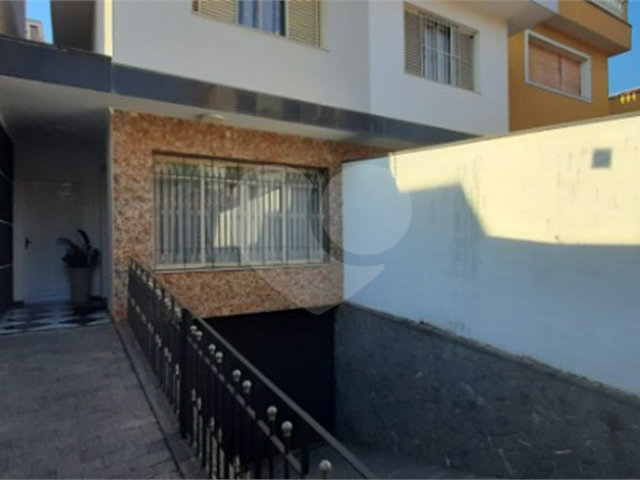 Sobrado à venda com 3 quartos, sendo 1 suíte,  em Tremembé, São Paulo, SP