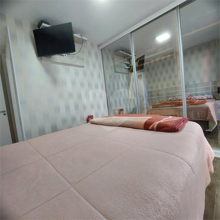 Apartamento à venda com 3 quartos, sendo 1 suíte, em Jardim Flor da Montanha, Guarulhos, SP
