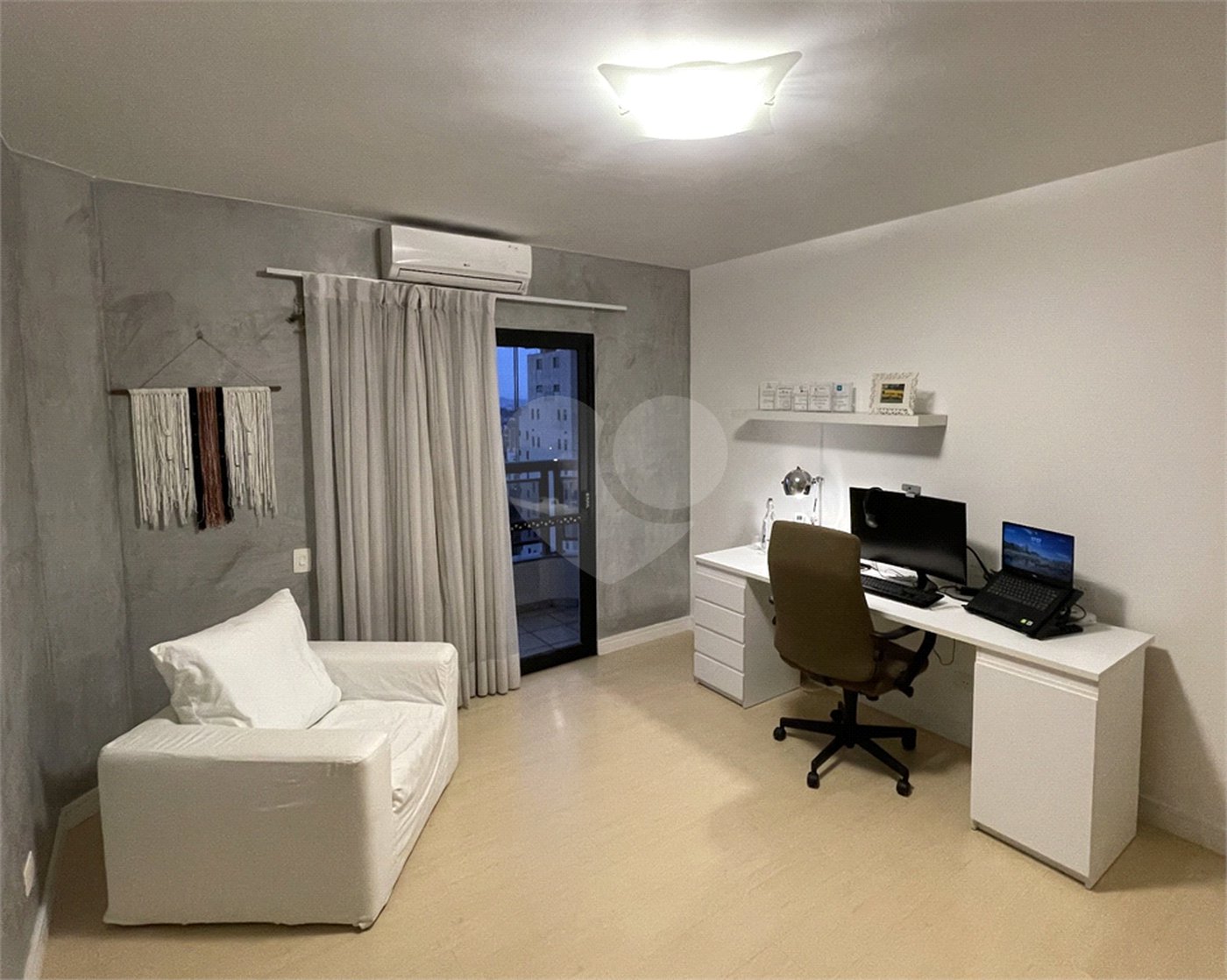 Apartamento à venda com 4 suítes em Vila Suzana, São Paulo, SP