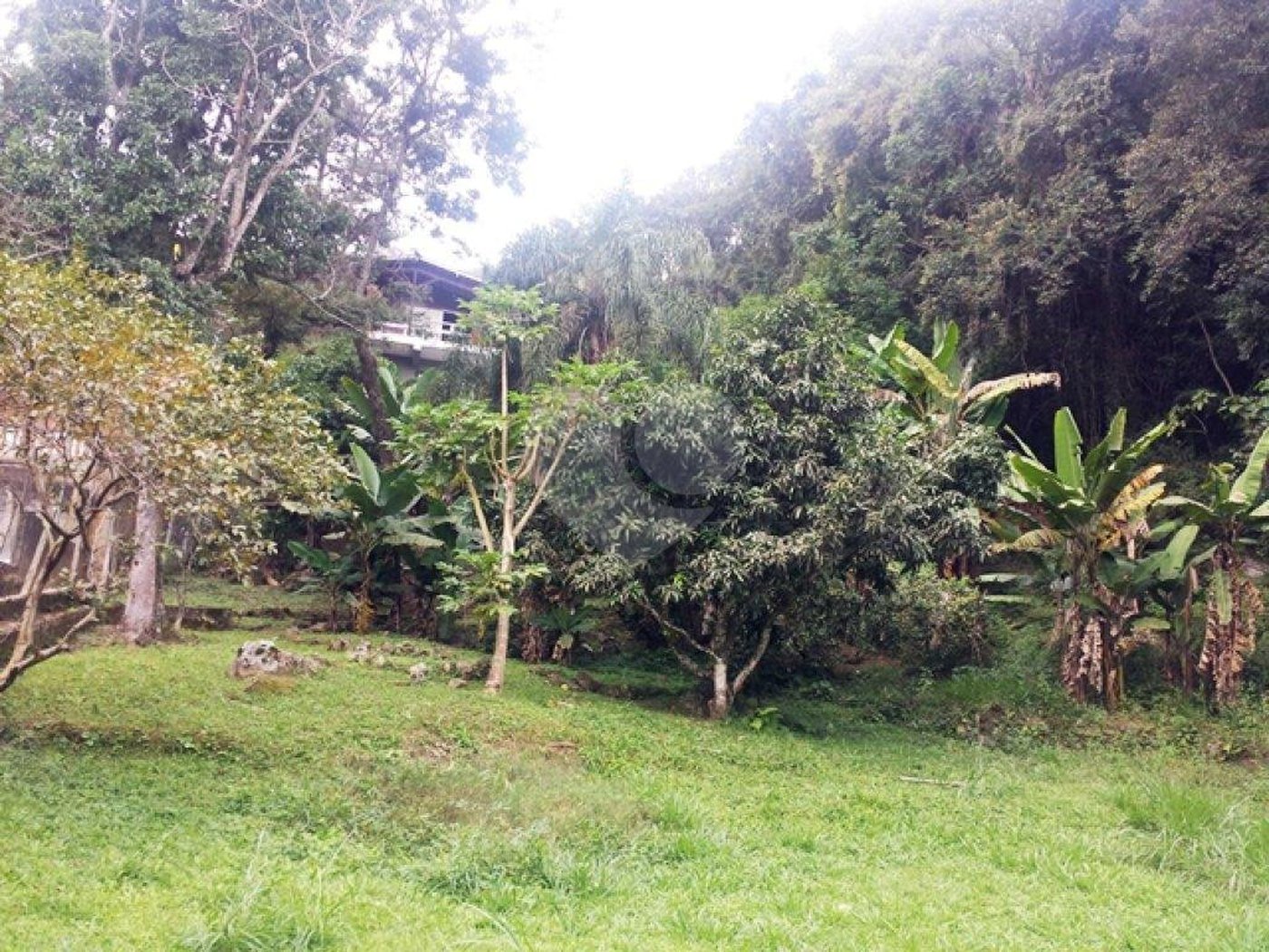 Casa à venda ou para alugar com 4 quartos, sendo 1 suíte, no condomínio Estrada Armando Barbosa ,6300, Mairiporã - SP