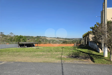 Terreno à venda no condomínio Village Araçoiaba, Araçoiaba da Serra - SP