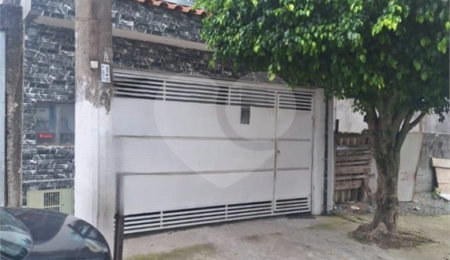 Casa à venda com 5 quartos, sendo 2 suítes,  em Parque Maria Helena, Suzano, SP