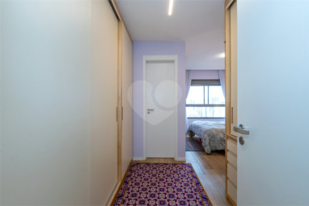 Apartamento à venda com 3 suítes em Campo Belo, São Paulo, SP