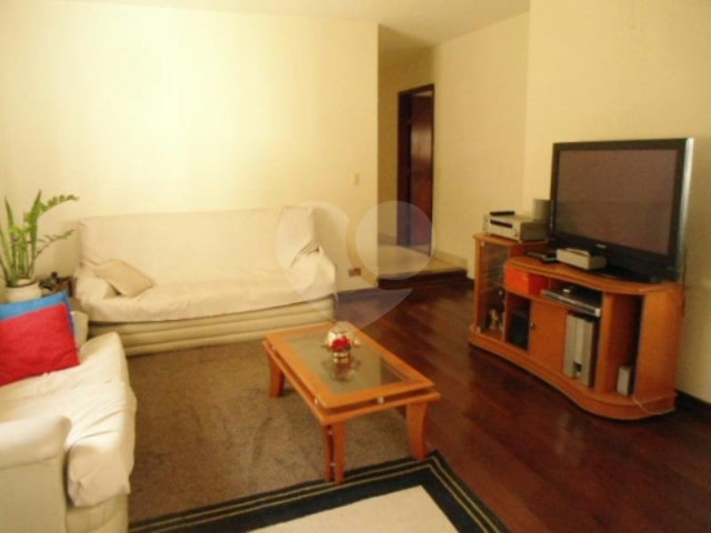 Casa à venda com 3 quartos, sendo 1 suíte,  em Jardim Virginia Bianca, São Paulo, SP