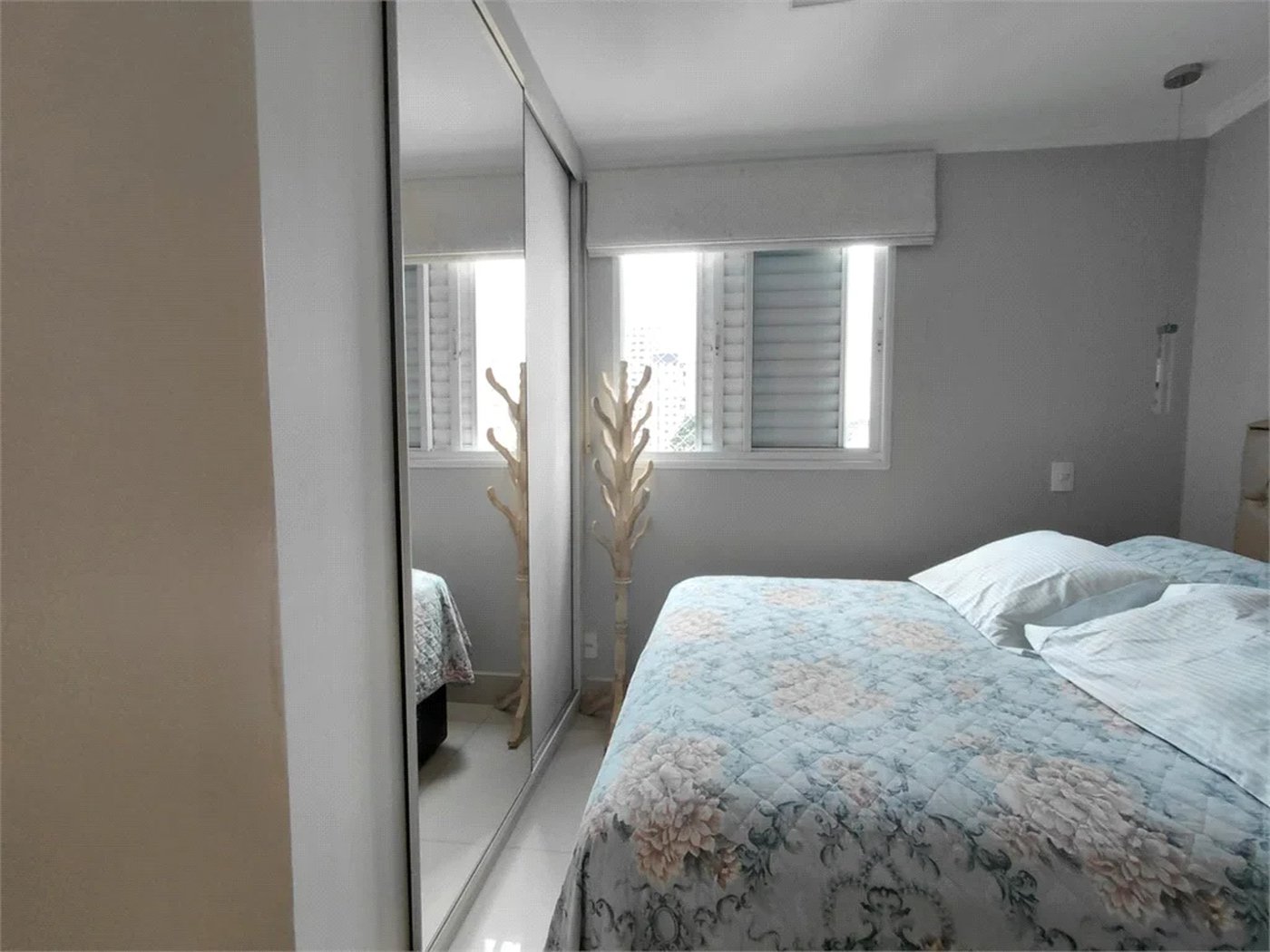 Apartamento à venda com 2 quartos, sendo 1 suíte, em Vila Romana, São Paulo, SP