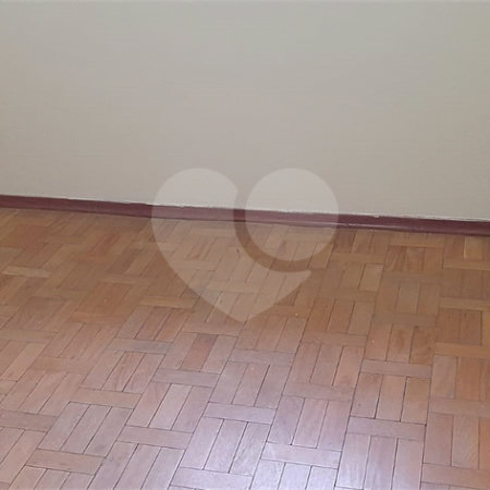 Casa espaçosa com 3 quartos e suíte em excelente bairro residencial!