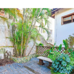 Sobrado à venda com 3 quartos, sendo 1 suíte,  em Jardim Leonor, São Paulo, SP