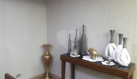 Sobrado à venda com 3 quartos, sendo 1 suíte,  em Vila Milton, Guarulhos, SP