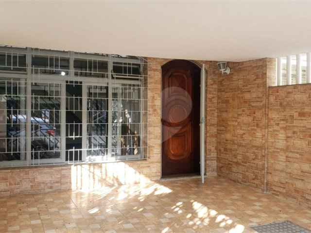 Sobrado à venda com 3 quartos, sendo 1 suíte,  em Brooklin, São Paulo, SP