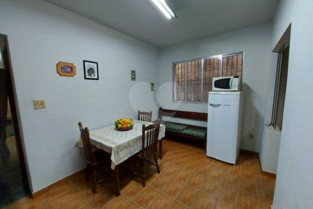 Casa à venda com 3 quartos em Santo Amaro, São Paulo, SP