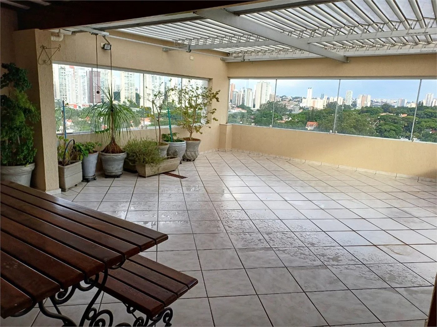 Apartamento à venda com 3 quartos, sendo 1 suíte,  em Brooklin Paulista, São Paulo, SP
