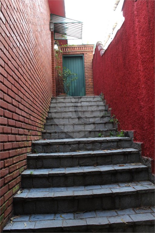 Casa à venda com 4 quartos, sendo 2 suítes, em Jardim Leonor, São Paulo, SP