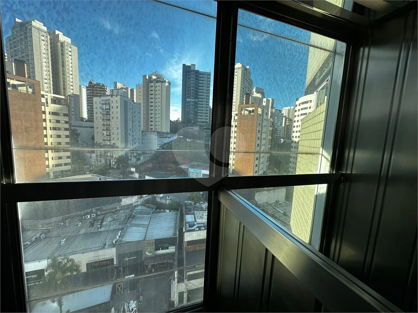 Apartamento à venda com 3 quartos, sendo 1 suíte, em Vila Andrade, São Paulo, SP