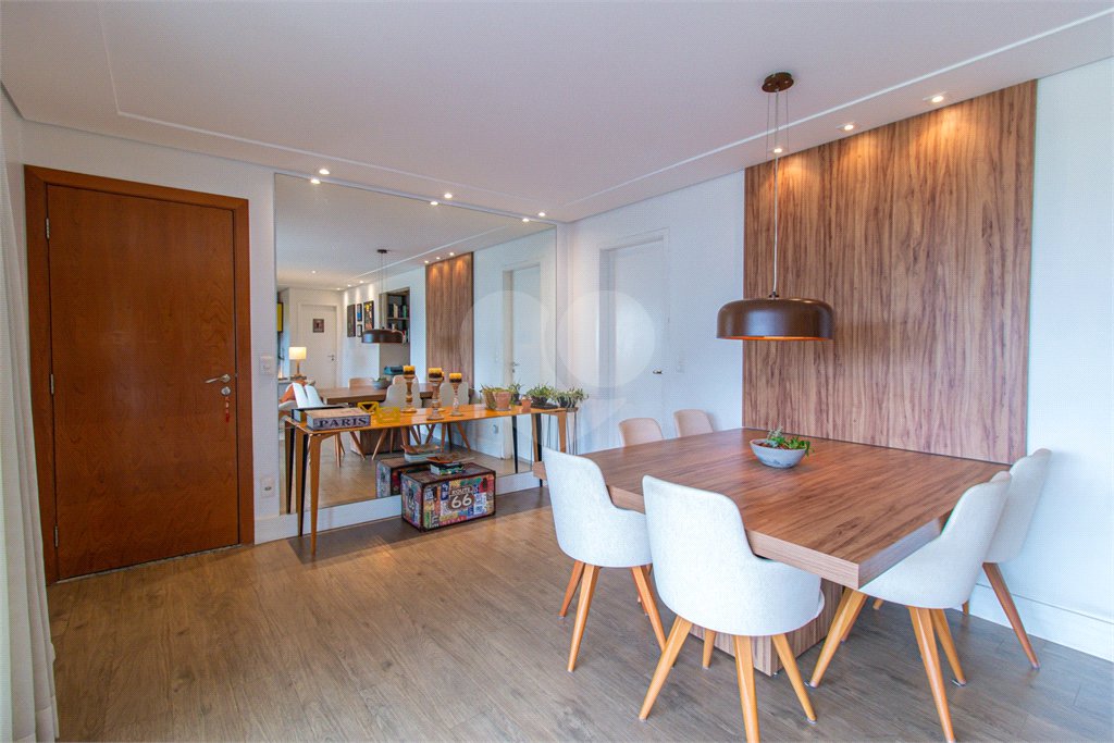 Apartamento à venda com 3 suítes em Chácara Santo Antônio, São Paulo, SP