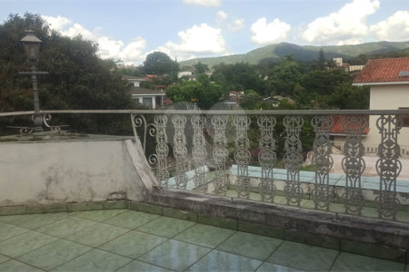 Casa à venda com 4 quartos, sendo 3 suítes, em Jardim Itaperi, Atibaia, SP