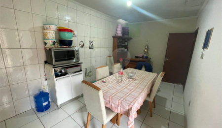 Casa à venda com 3 quartos, sendo 1 suíte, em Bosque, Vinhedo, SP