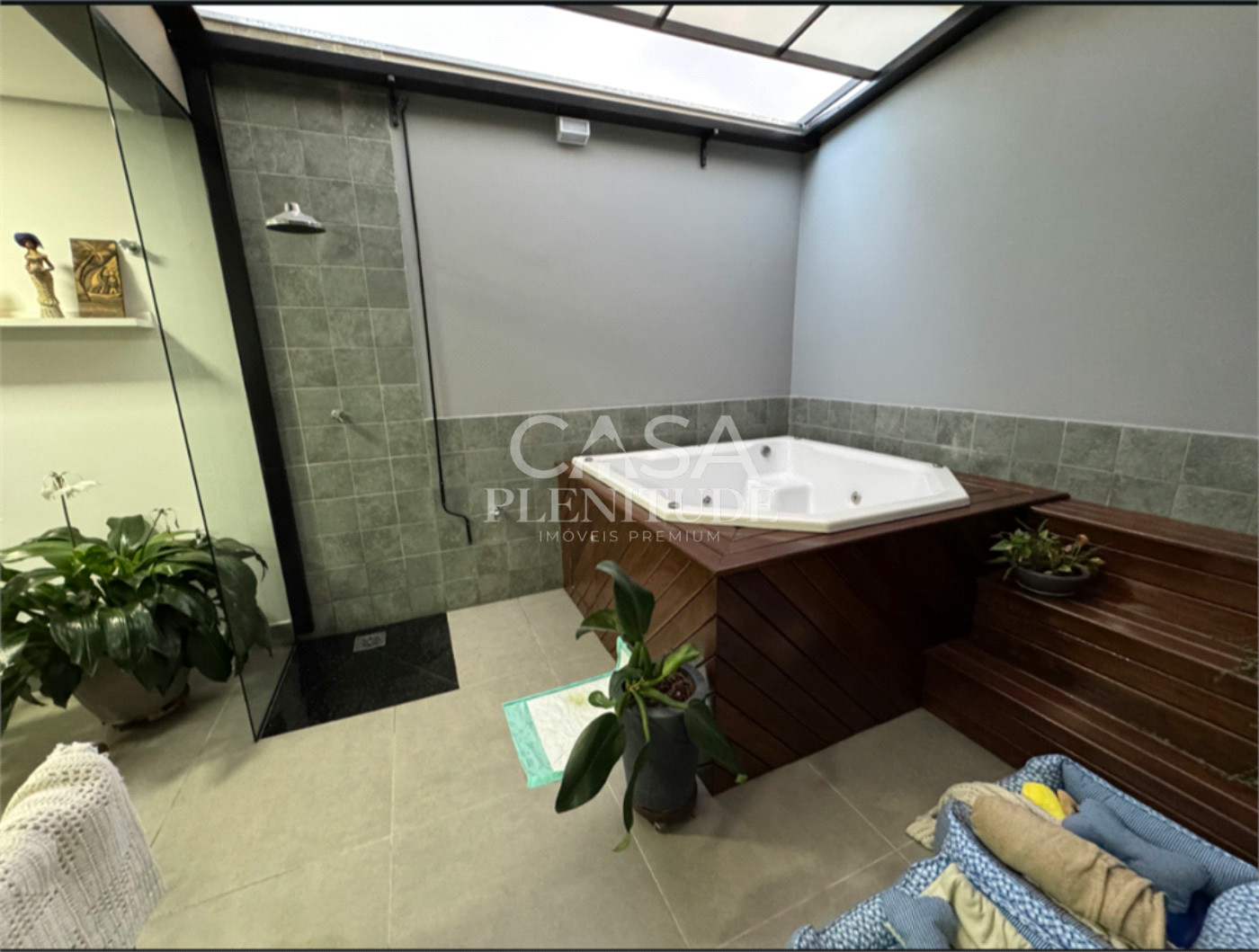 Casa em condomínio à venda com 3 quartos, sendo 1 suíte, em Horto Florestal, Sorocaba, SP