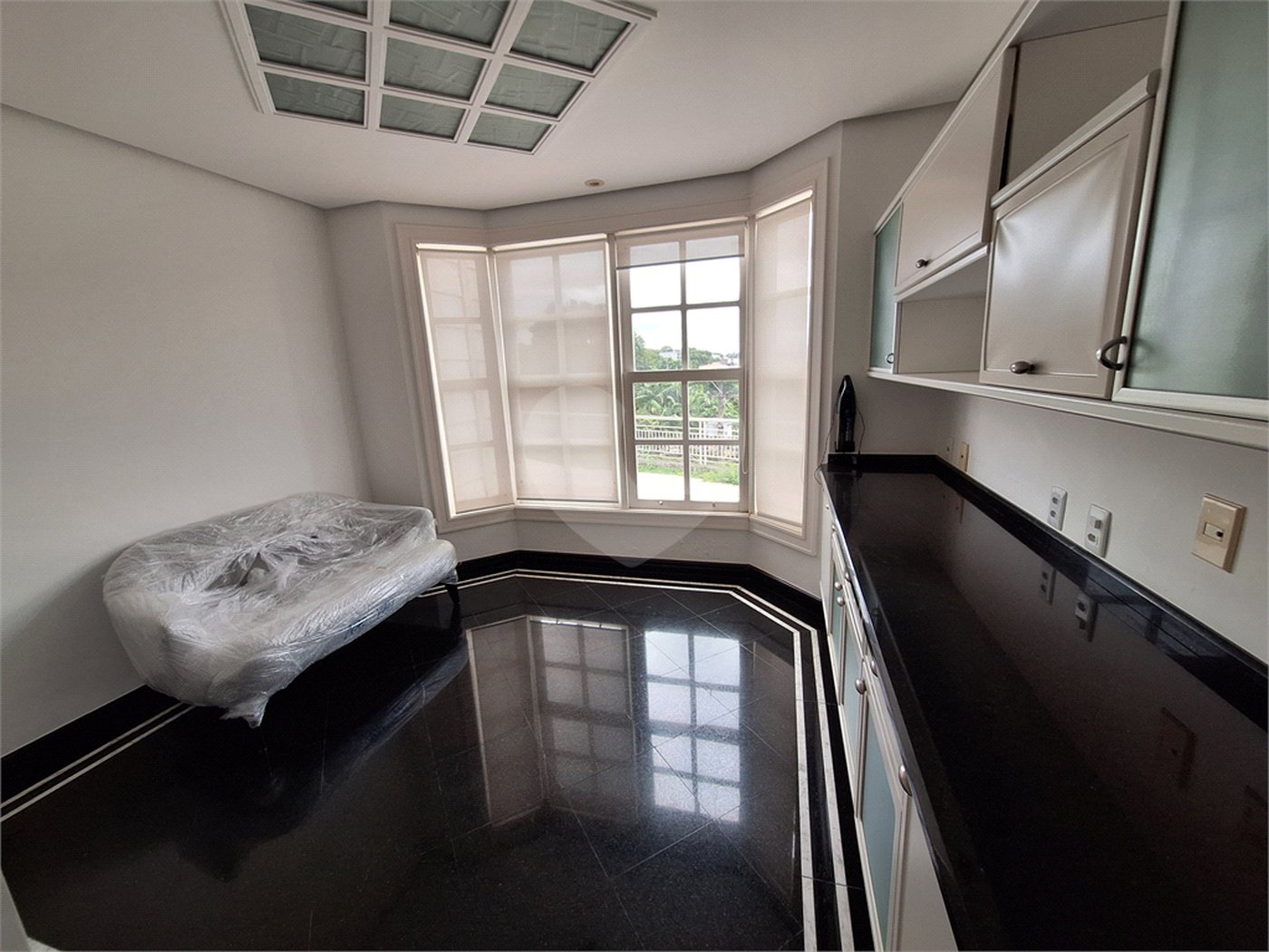 Casa à venda com 4 suítes no condomínio Villagio DI Sopra, São Paulo - SP