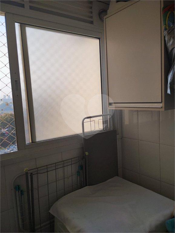 Apartamento à venda com 3 quartos, sendo 1 suíte,  em Jardim Ester Yolanda, São Paulo, SP
