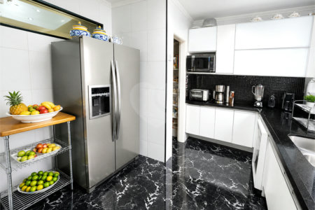 Apartamento à venda com 4 quartos, sendo 3 suítes, em Perdizes, São Paulo, SP