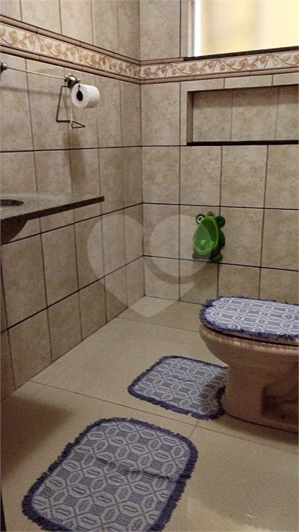 Sobrado à venda com 3 quartos, sendo 1 suíte,  em Vila Nova Cintra, Mogi das Cruzes, SP
