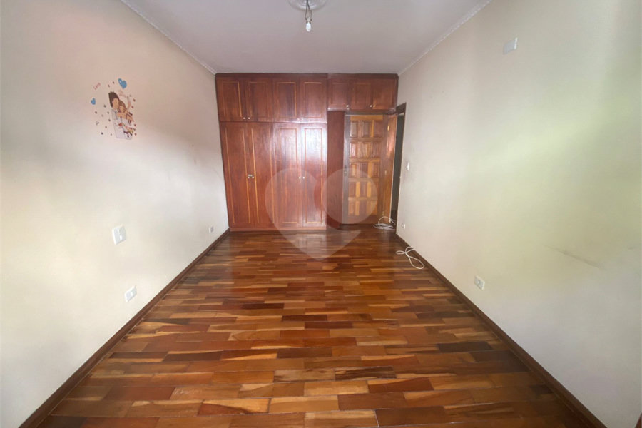 Sobrado à venda com 3 quartos, sendo 1 suíte, em Tremembé, São Paulo, SP