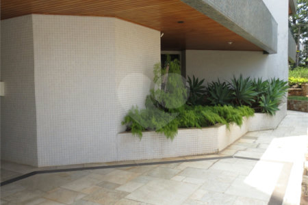 Apartamento à venda com 4 quartos, sendo 3 suítes,  em Saúde, São Paulo, SP