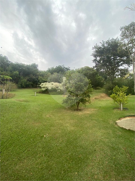 Casa à venda com 4 suítes no condomínio Vale da Santa Fé, Vinhedo - SP