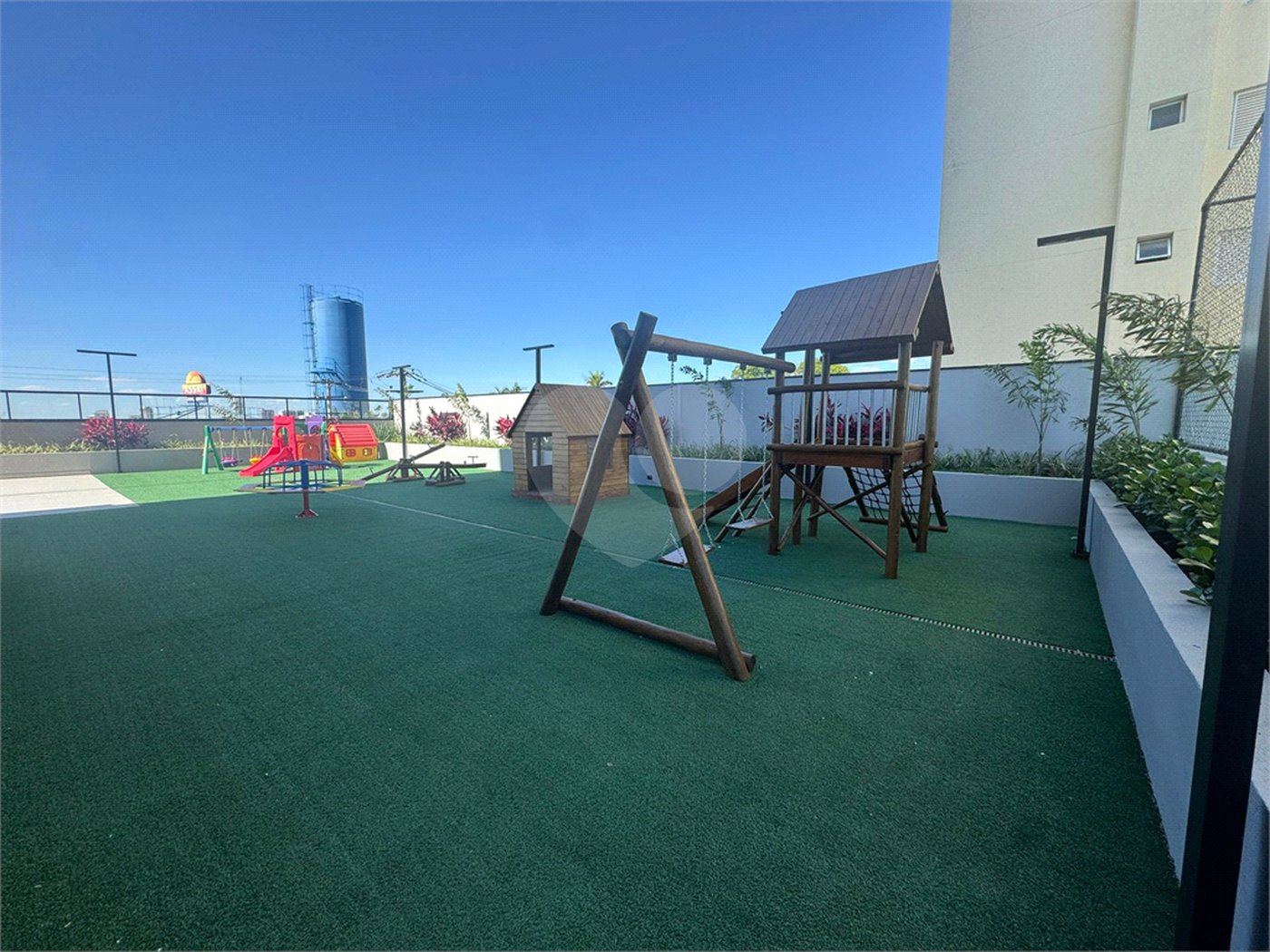 Apartamento à venda ou para alugar com 3 suítes em Parque Campolim, Sorocaba, SP