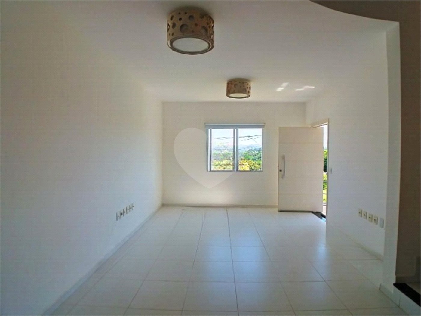 Casa à venda com 3 suítes no condomínio Terras de São Francisco, Vinhedo - SP