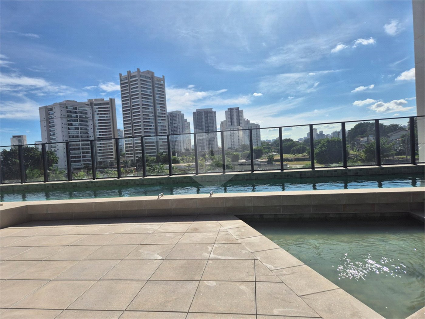 Apartamento à venda com 3 quartos, sendo 1 suíte, em Vila Anastácio, São Paulo, SP
