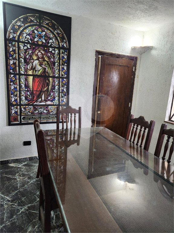 Sobrado à venda ou para alugar com 3 quartos, sendo 13 suítes, em Jardim São Paulo(zona Norte), São Paulo, SP