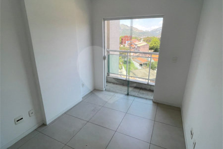 Apartamento à venda com 3 quartos, sendo 1 suíte, em Campo Grande, Rio de Janeiro, RJ