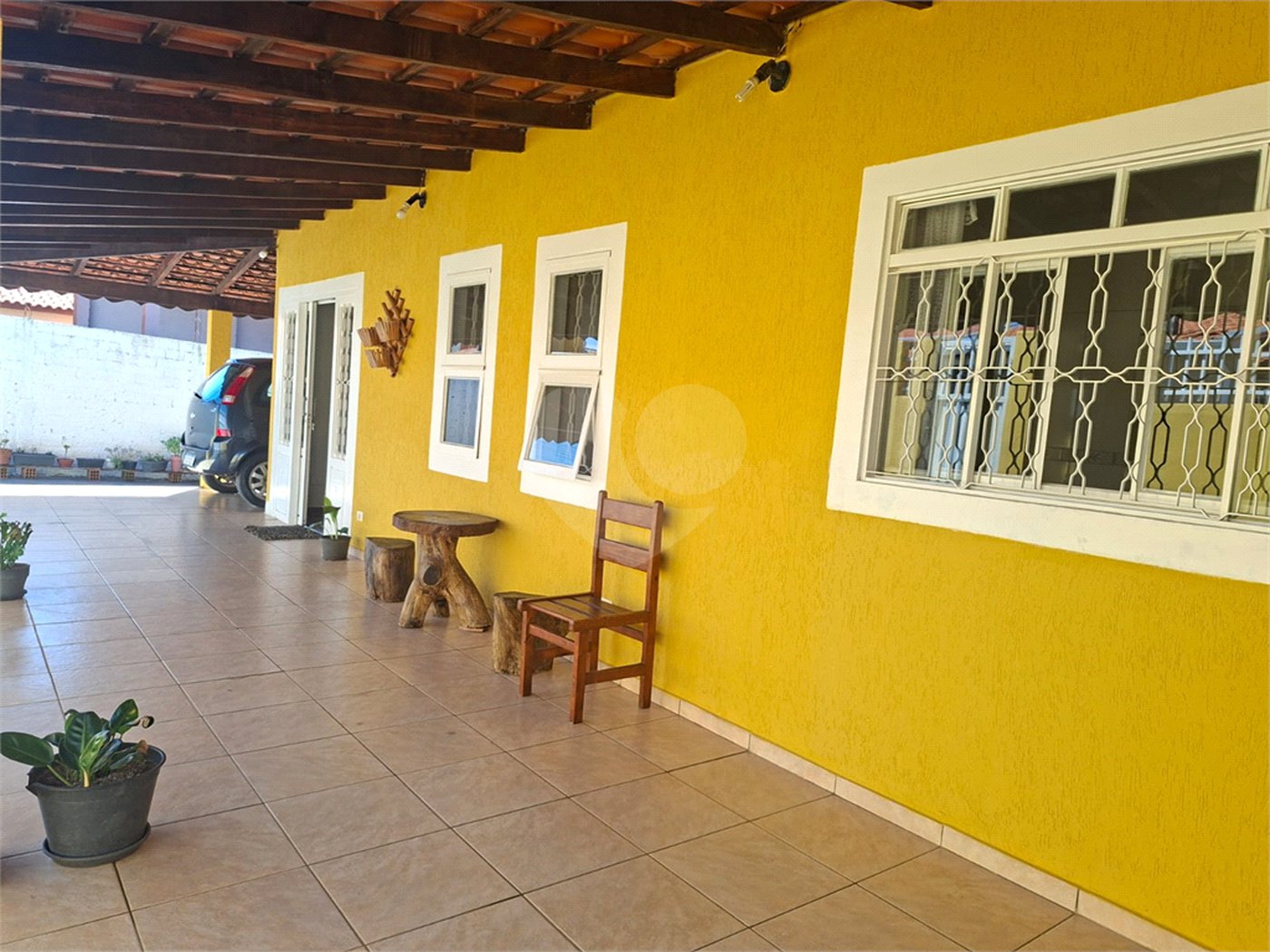 Casa à venda com 3 quartos, sendo 1 suíte,  em Tatetú, Alambari, SP