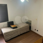 Apartamento à venda com 4 suítes em Vila Uberabinha, São Paulo, SP