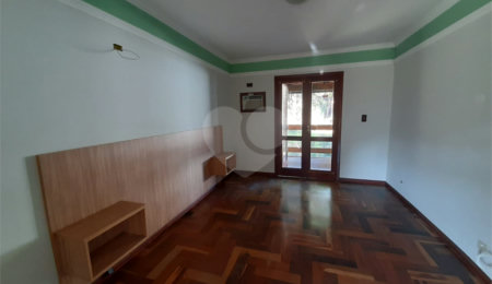 Casa à venda com 5 quartos, sendo 1 suíte,  no condomínio Alpes de Mairiporã, Mairiporã - SP