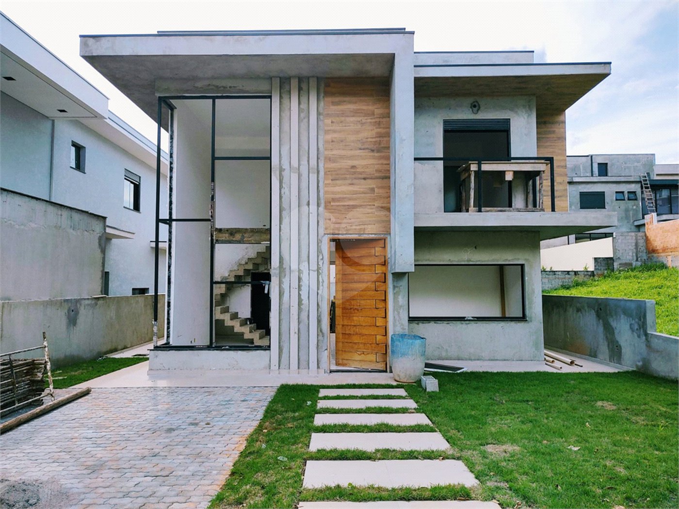 Casa à venda com 3 suítes no condomínio Atibaia Park I, Atibaia - SP