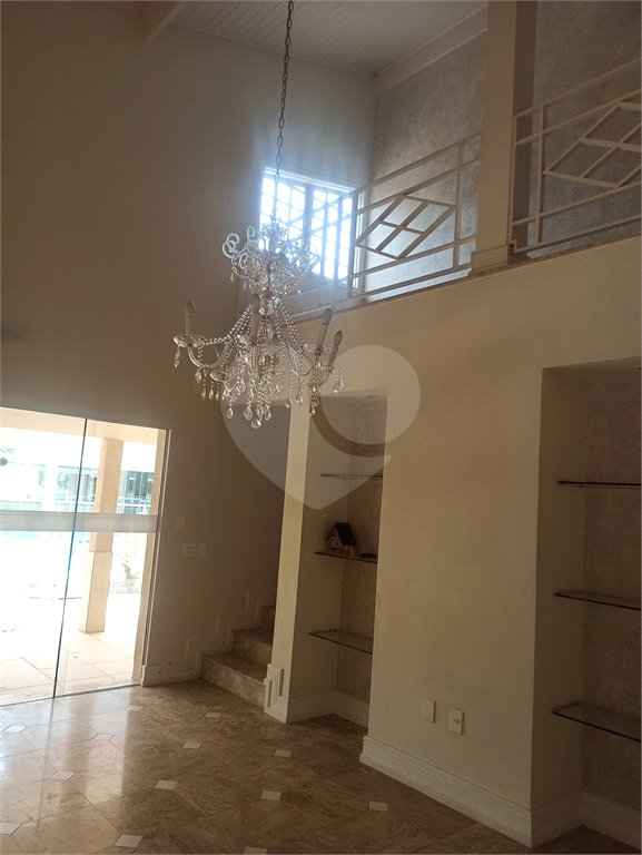 Casa à venda ou para alugar com 6 quartos, sendo 4 suítes, em Jardim Itaperi, Atibaia, SP