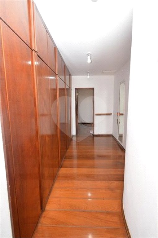 Casa à venda com 5 quartos, sendo 2 suítes, em Vila Galvão, Guarulhos, SP