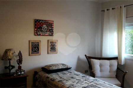 Casa à venda com 4 quartos, sendo 2 suítes, no condomínio Monte Belo, Salto - SP