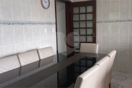 Sobrado à venda com 3 quartos, sendo 1 suíte, em Vila Ema, São Paulo, SP
