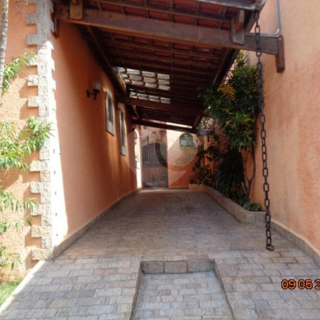 Casa Térrea à venda com 3 suítes em Ferreira, São Paulo, SP